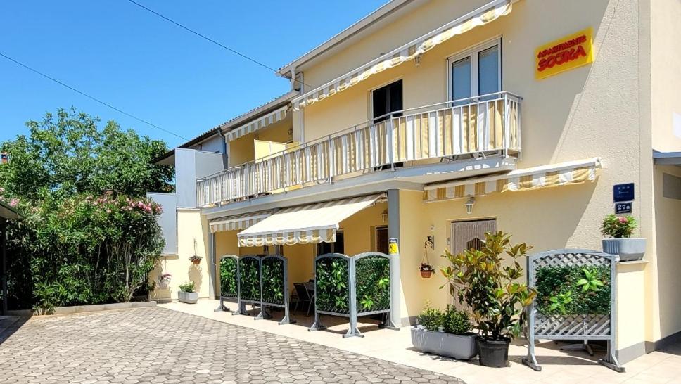 Apartmani Sojka ロヴィニ エクステリア 写真