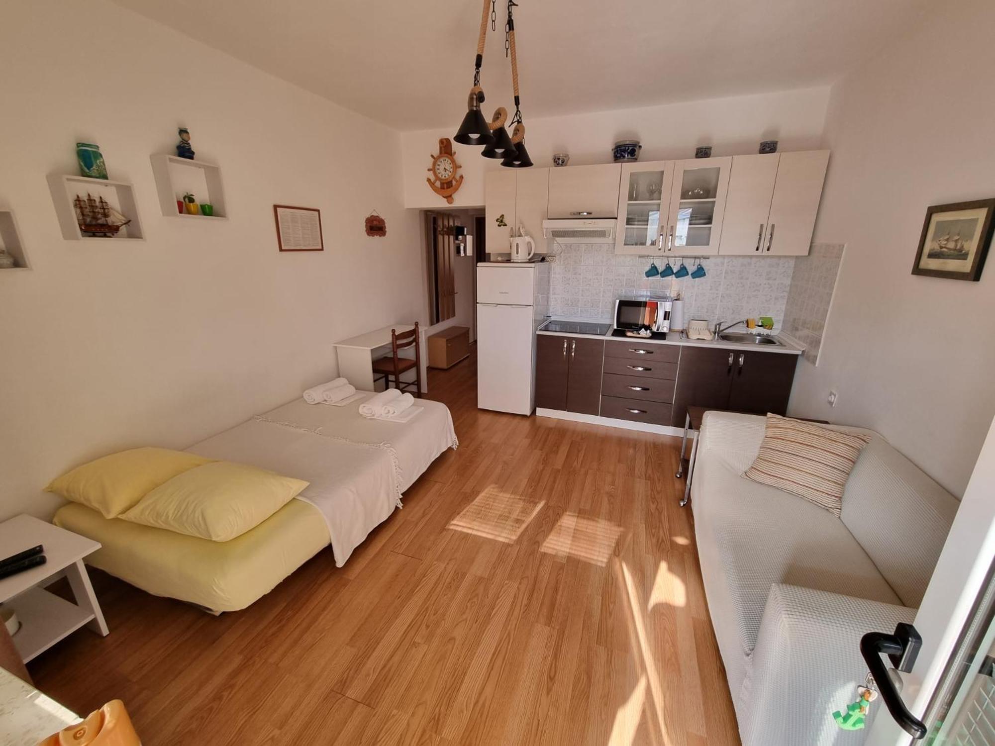 Apartmani Sojka ロヴィニ エクステリア 写真