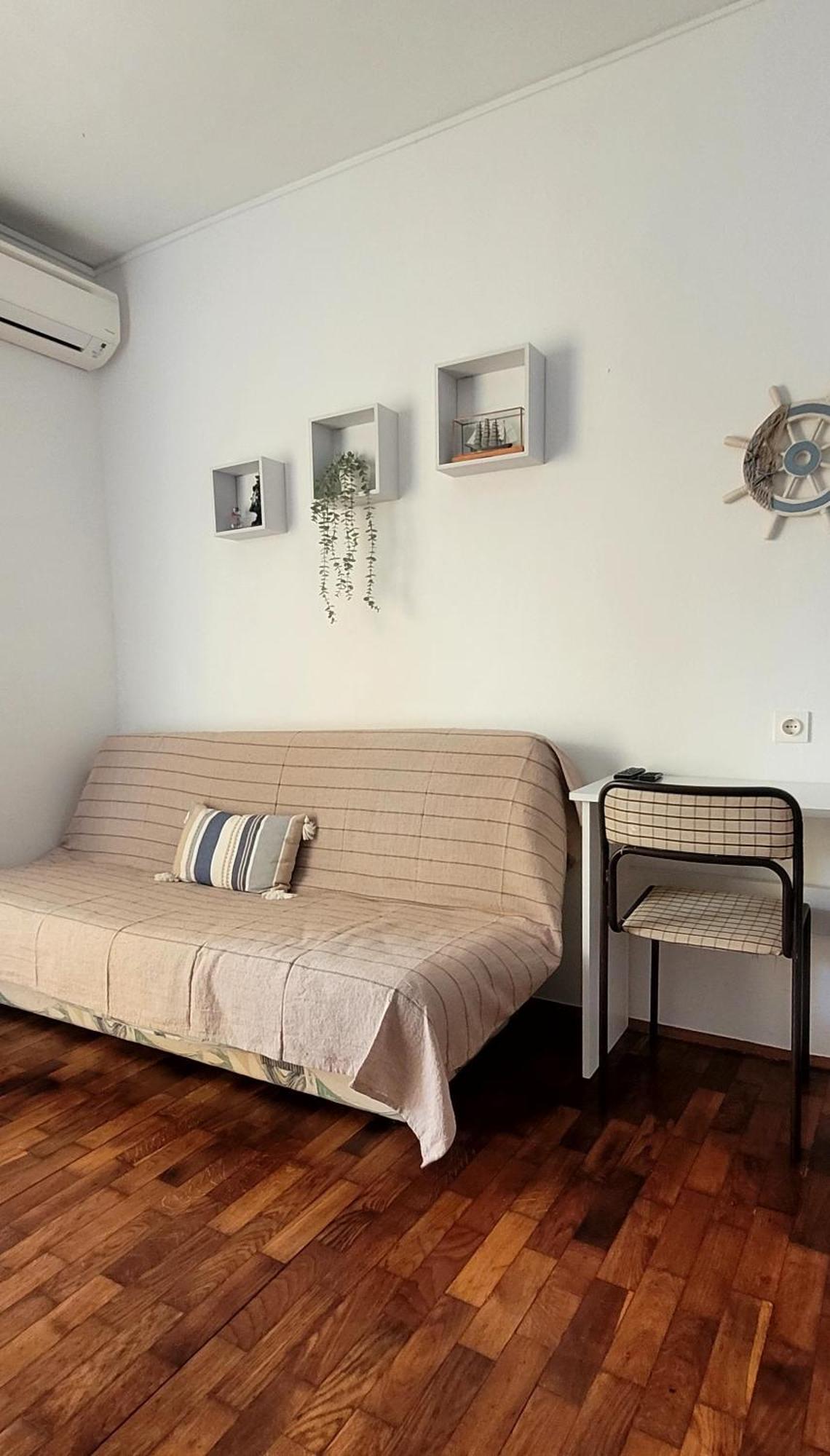 Apartmani Sojka ロヴィニ エクステリア 写真